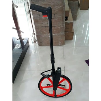 Sử dụng thước lăn đường đo khoảng cách này, các thợ hay kỹ sư có thể thực hiện đo nhanh và chính xác, phục vụ công việc rất tốt.
