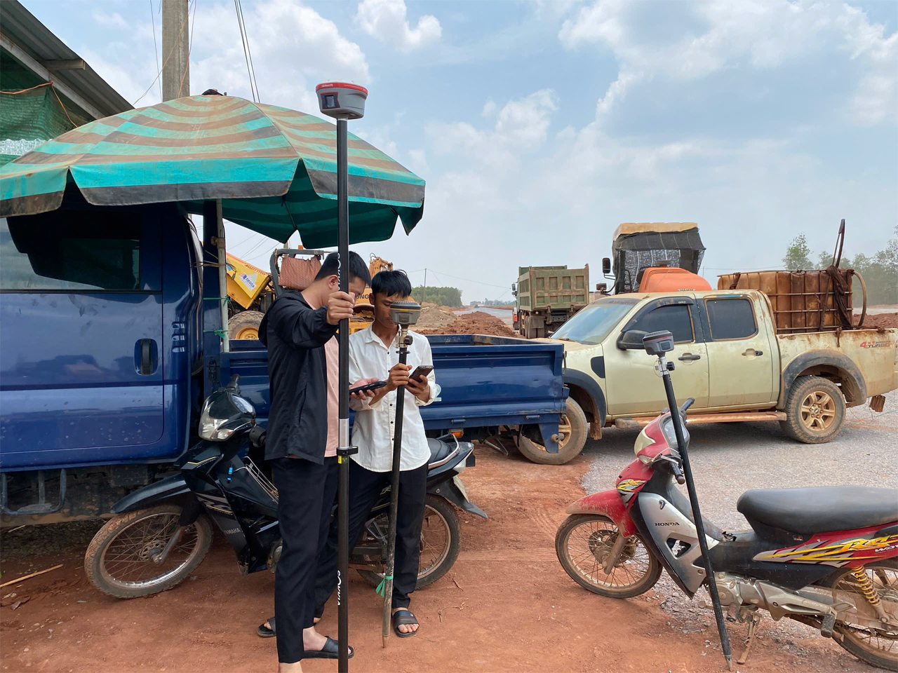 Nhược điểm cúa máy định vị gps Geomate cũ