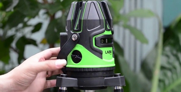  Tránh mua phải những máy bắn tia laser giá rẻ kém chất lượng để “tiền mất tật mang”