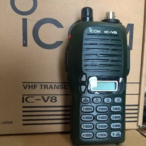 ICOM V82