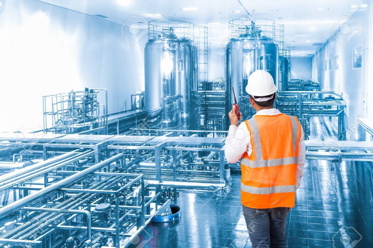 Máy bộ đàm phải đạt các tiêu chuẩn về âm thanh, chống bụi, chống nước, chịu được va đập