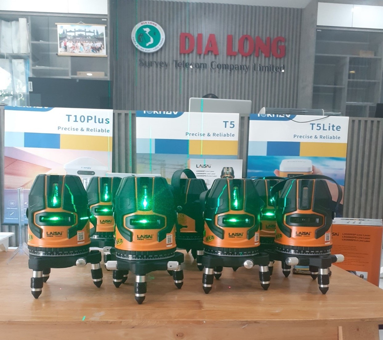 Máy cân bằng laser Laisai LSG 686 SPD 