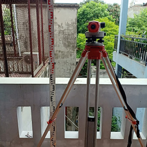 Cân nhắc giữa được và mất trong việc sử dụng máy thủy bình cũ để có quyết định đúng đắn trong từng trường hợp nhu cầu sử dụng máy thủy bình cụ thể