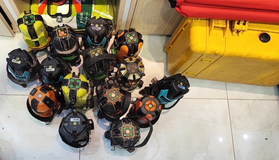 Sau đây bạn hãy cùng Địa Long tìm hiểu những tính năng quan trọng cần có của máy cân bằng lasesr ngoài trời trước khi quyết định mua nhé