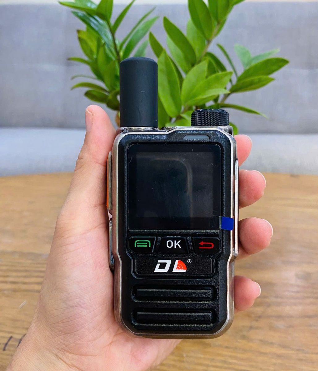 Máy bộ đàm 5G DL-550- Giải pháp liên lạc hiện đại