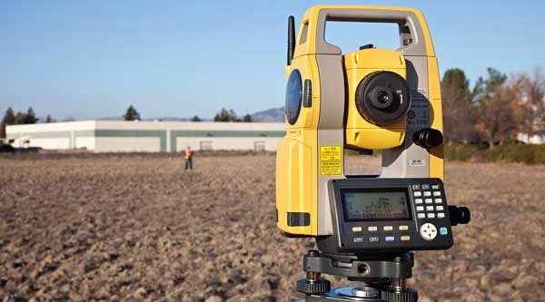 Máy toàn đạc điện tử Topcon ES 105C là một lựa chọn tối ưu về kinh tế với những thông số đo ấn tượng