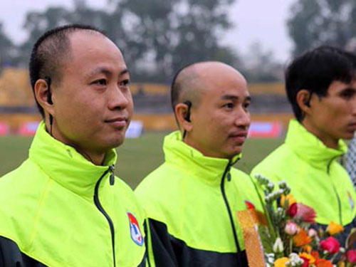 Tai nghe bộ đàm được coi là phím tắt“ giúp bạn nghe và truyền thông tin cách nhanh chóng và dễ dàng nhất, mang đến âm thanh rõ nét trong quá trình sử dụng.