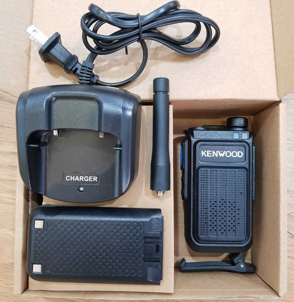 Máy bộ đàm Kenwood NX 709 giá rẻ, chất lượng tại Địa Long