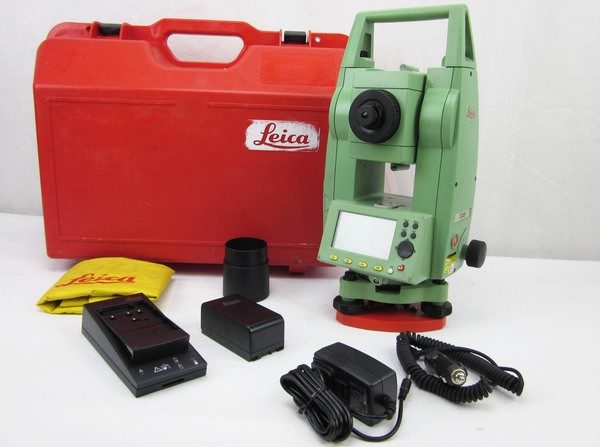 Máy toàn đạc Leica Tc 405 giá rẻ, đảm bảo chất lượng tại Địa Long