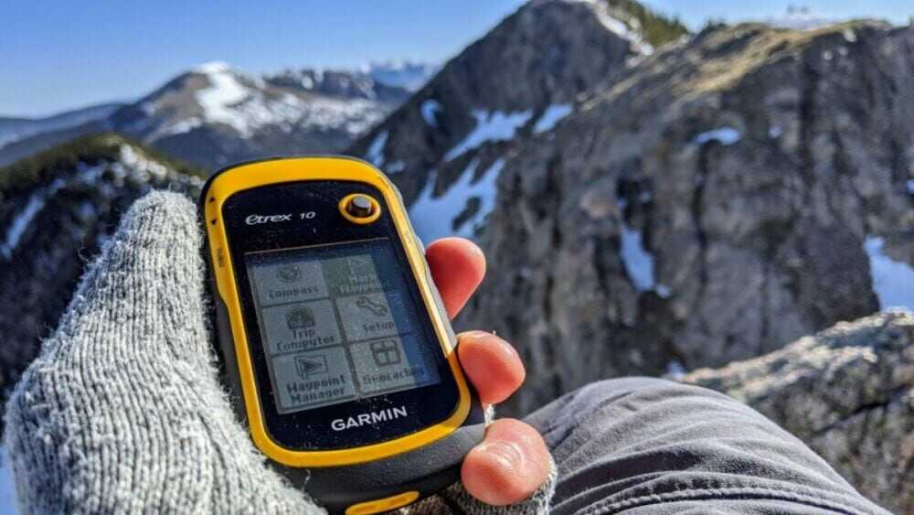 Hướng dẫn sử dụng máy GPS cầm tay đơn giản cho người mới bắt đầu