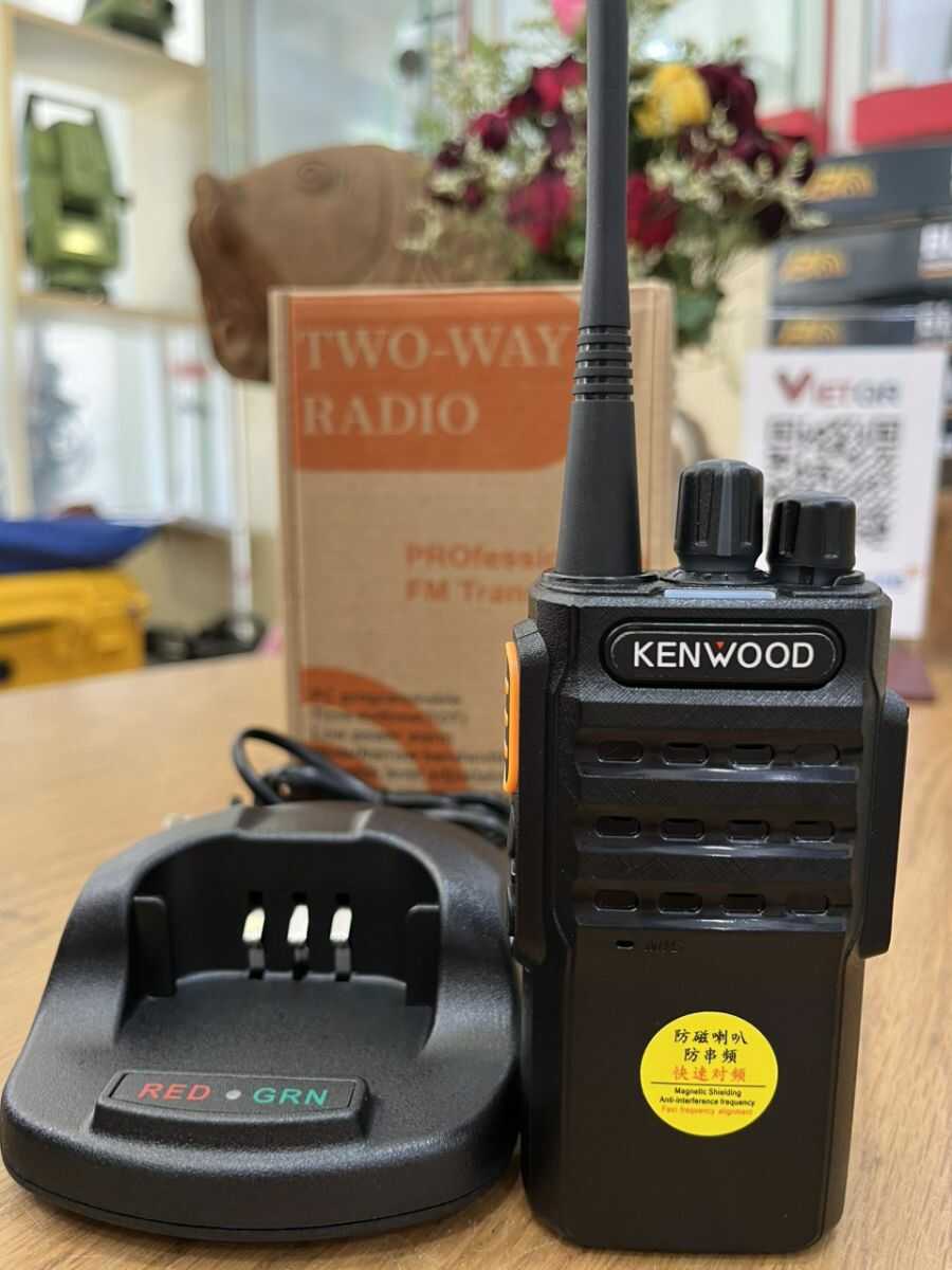 Máy bộ đàm Kenwood chính hãng- Giải pháp liên lạc chuyên nghiệp cho mọi lĩnh vực