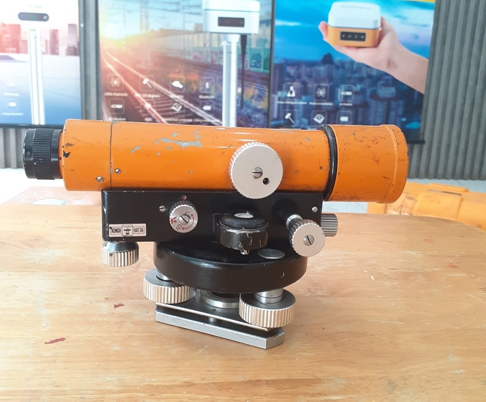 Máy thủy bình cũ giá rẻ tại Địa Long