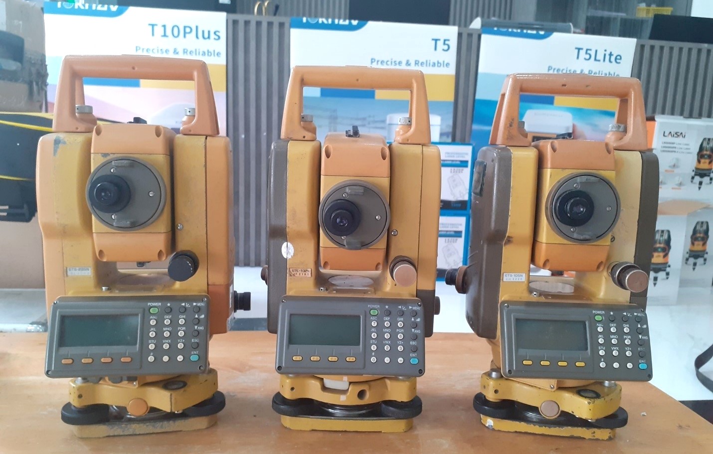 Mua máy toàn đạc cũ- Tiết kiệm 50% chi phí nhưng vẫn hiệu quả
