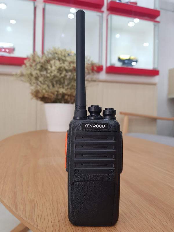 Máy Bộ Đàm Kenwood TK 639