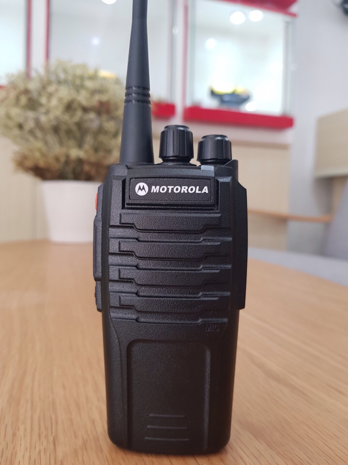 MÁY BỘ ĐÀM MOTOROLA CP 1322