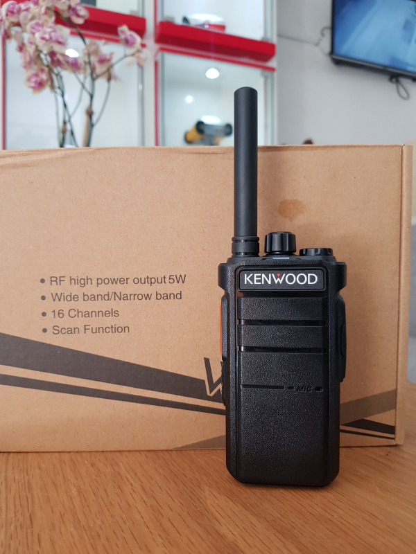 Máy bộ đàm Kenwood TK D890