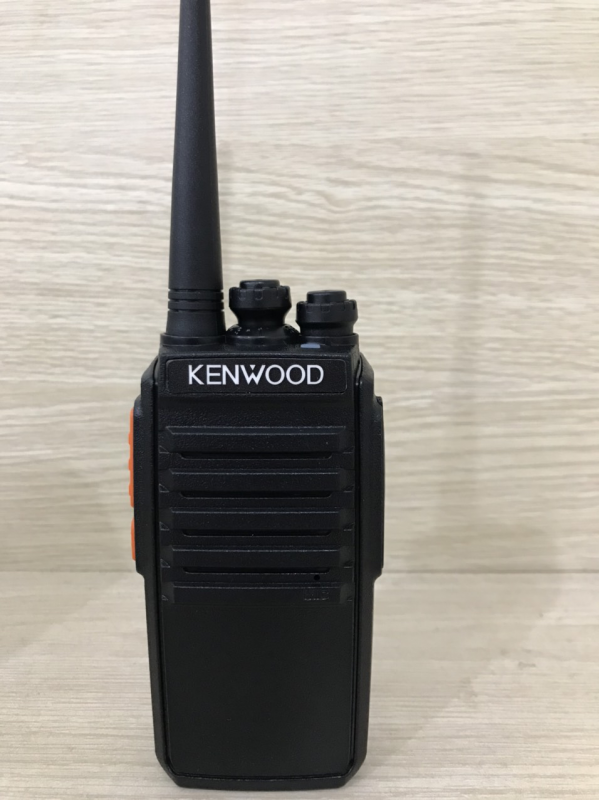 Máy bộ đàm Kenwood TK P880