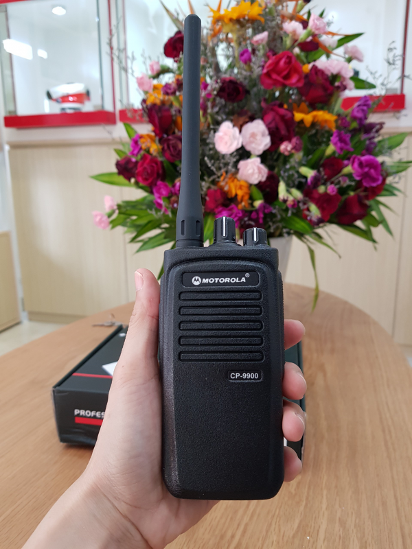 MÁY BỘ ĐÀM  MOTOROLA CP 9900